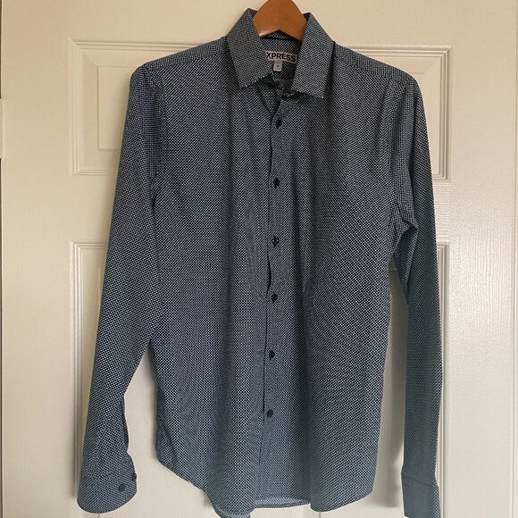 Men's Express Fitted Button Down - Picture 3 of 4